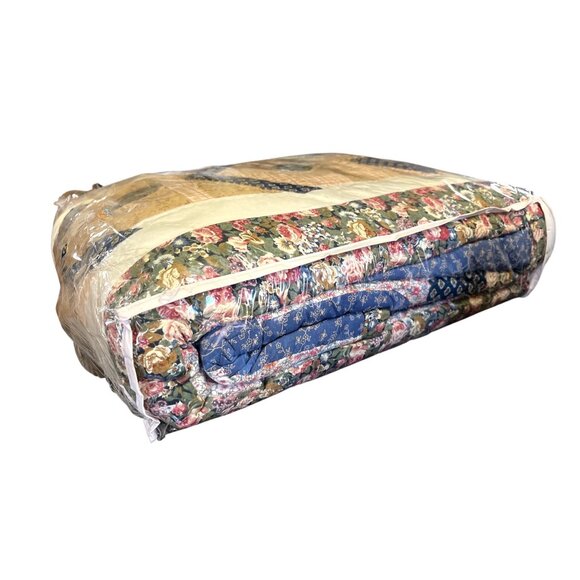 Vtg American Treasures King Size Patchwork Quilt Bird House Handcrafted - Picture 4 of 6